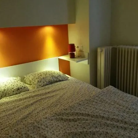 Nozzi 5 Studio City *